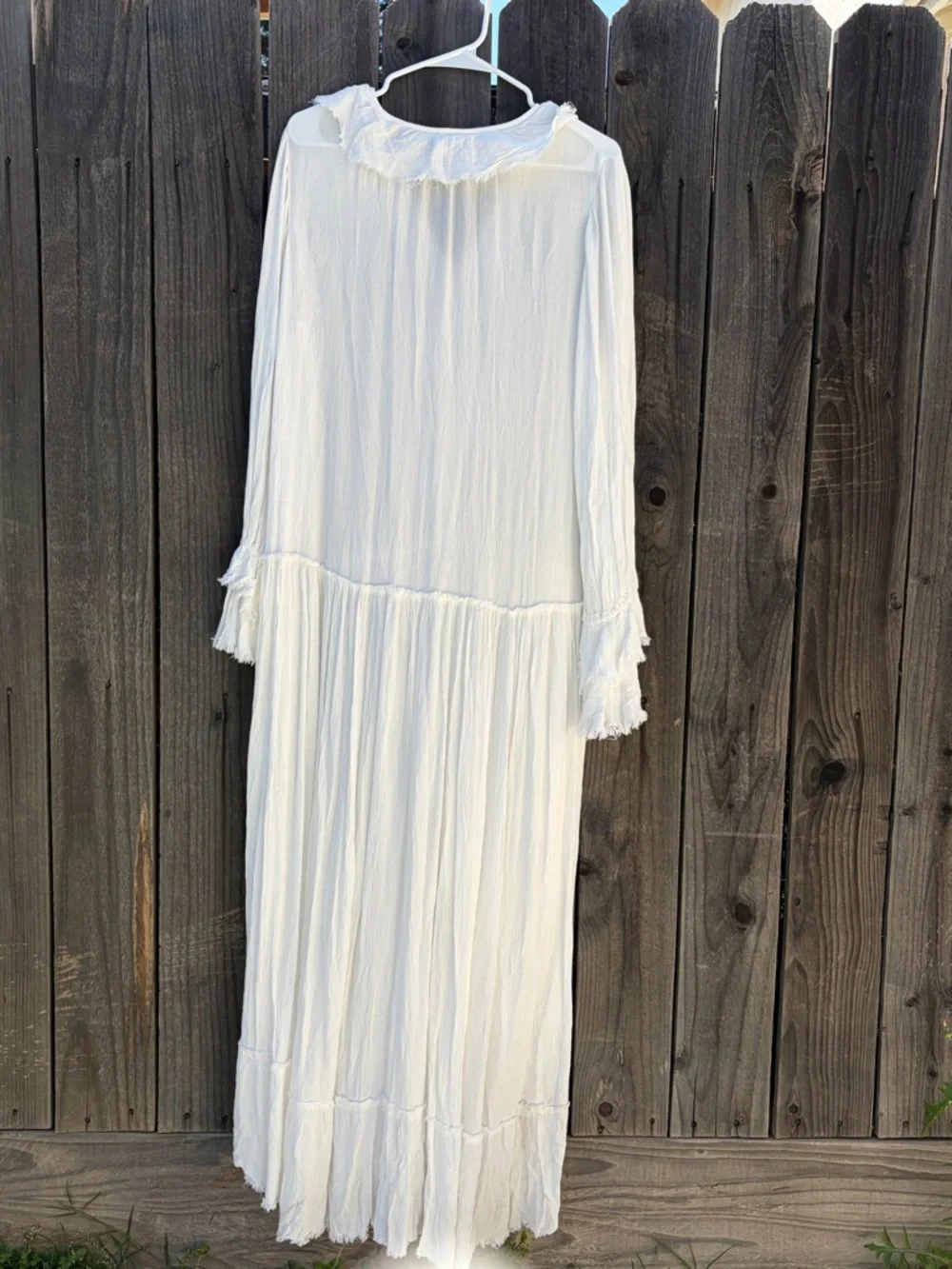 Free People White Boho Maxi Dress Medium Long Sleeve Ruffle Raw Hem Festival - Picture 10 of 10
